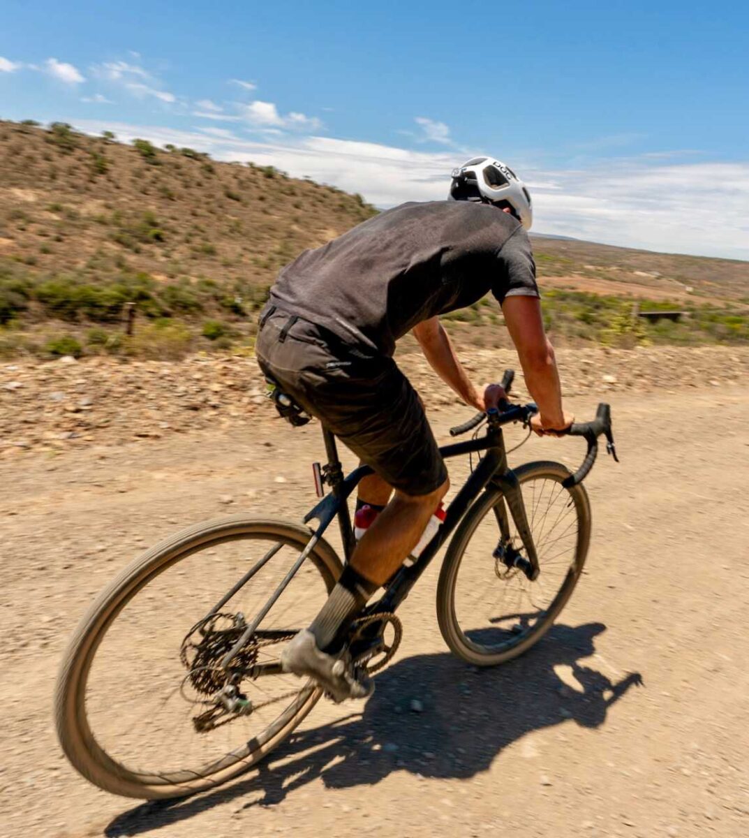 chasing-the-sun-gravel-bike-bike-market-1145x1280 rondo ruut gravel bike