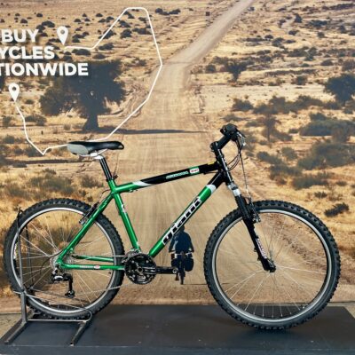 Pre-Owned Giant Iguana Se (M) BM12048 (2004)