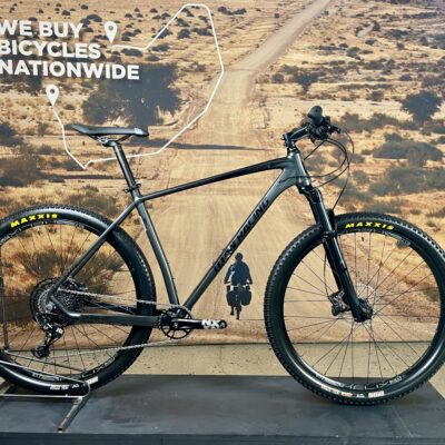 Pre-Owned Titan Racing Elite (L) BMJ65