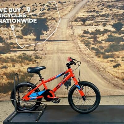 Pre-Owned Muna Comp 16 (Kids) BM12399 (2023)
