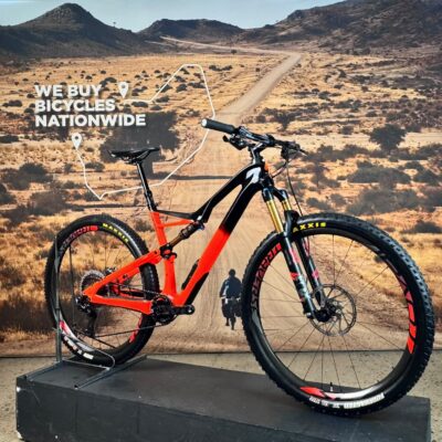 Pre-Owned S-Works Camber (L) BM12320 (2018)
